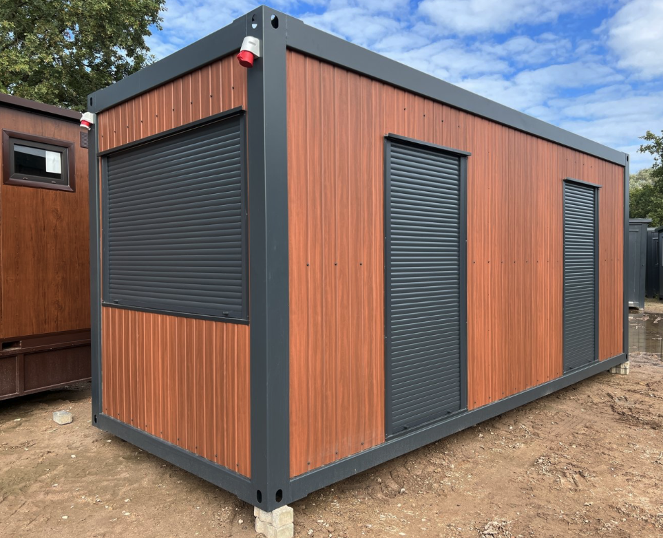 Contenedor Oficina Premium 6,00 × 2,44 m